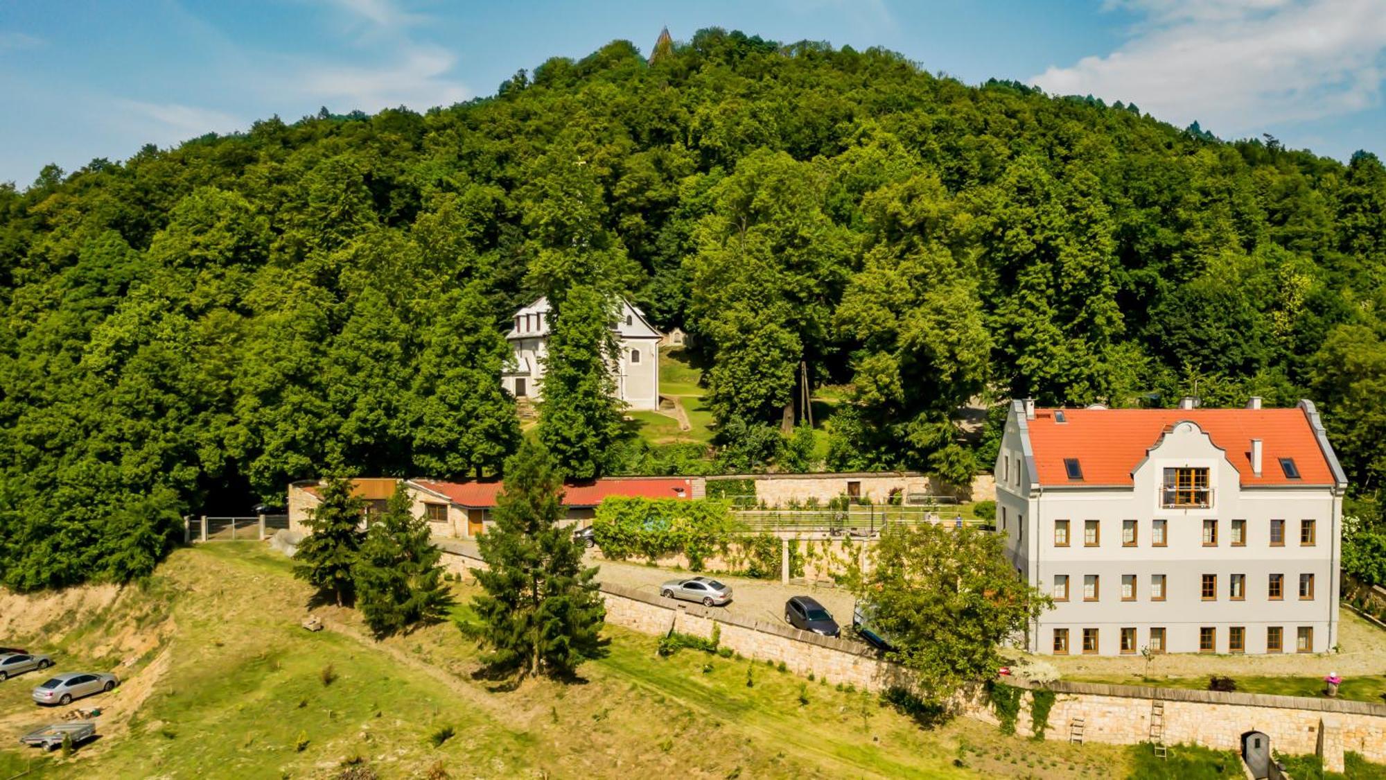 Monte Cuma Uroczysko Pod Zamkiem Grodziec Apartment Zagrodno Exterior foto